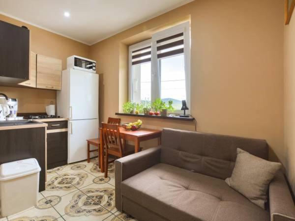 Apartament Folkowy Wujek Pod Gromadzyniem 우스트르치키 돌네 외부 사진
